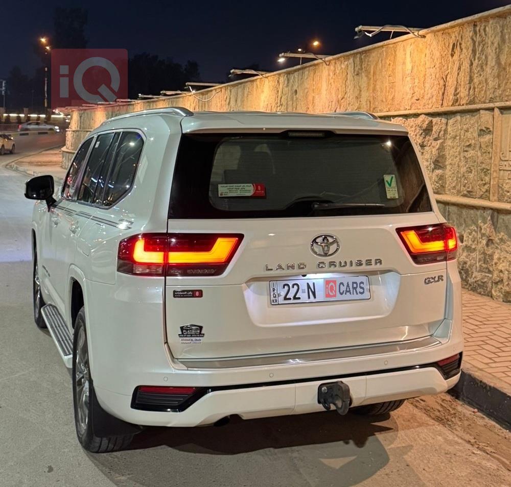 تويوتا لاندكروزر